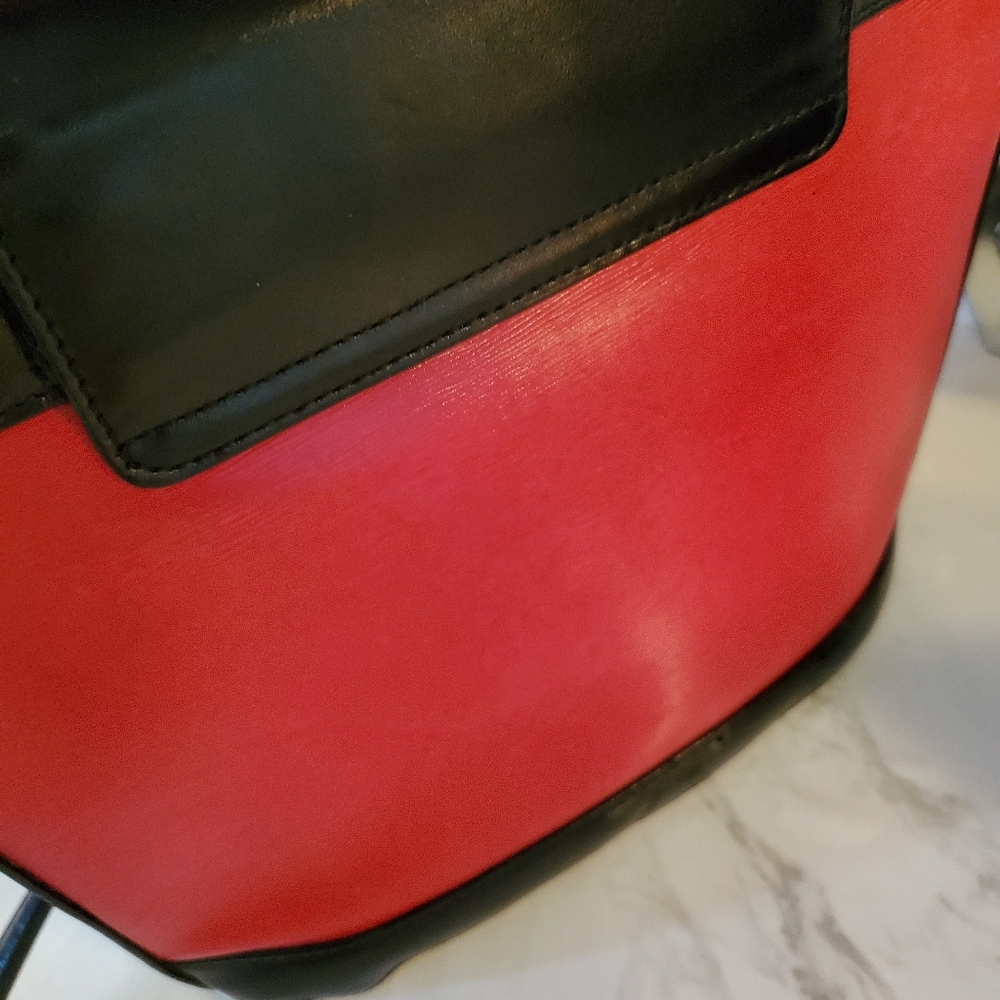 Balenciaga Red With Black Handbag ,vintage. - Picture 6 of 13